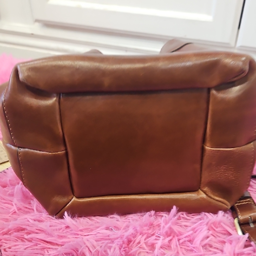 Elegant Brown Leather Women's Bag - Picture 4 of 5